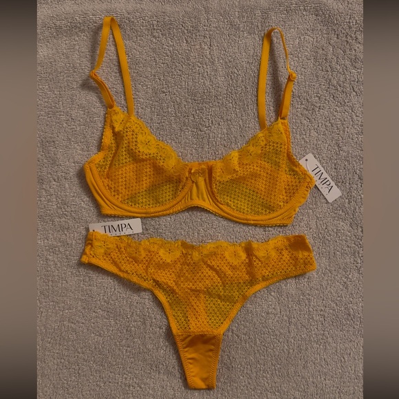 NWT - Timpa 'Alice' Demi Bra (34D) and Matching Keyhole Thong Panty (Sm) - Picture 2 of 12